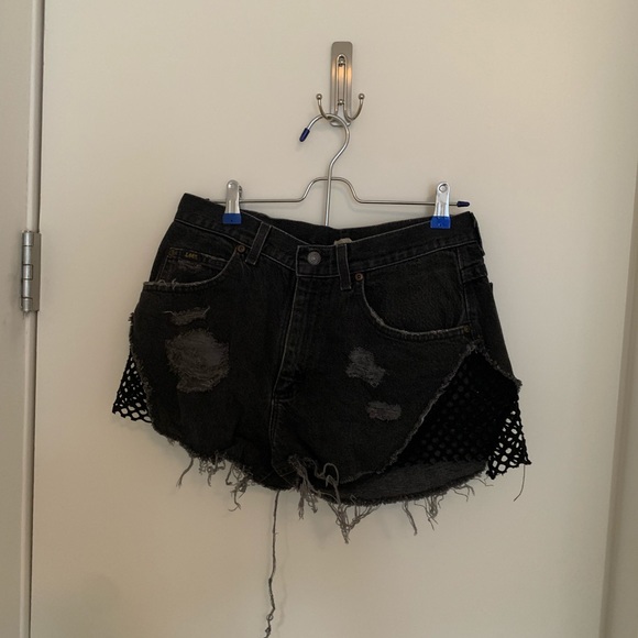 LF shorts with mesh on the side - Picture 1 of 3